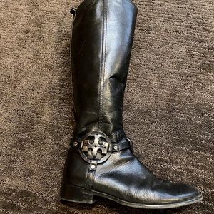 Riding boots